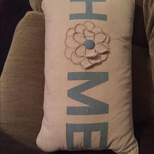 Brand new accent pillow